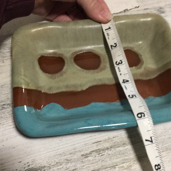 Blue/brown/tan stripes with brown dots handcrafted signed deep pottery tray - Picture 4 of 4